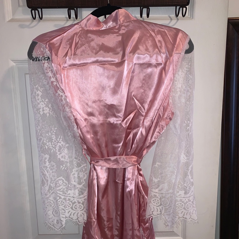 Pink Satin Robe with White Lace - Picture 3 of 3